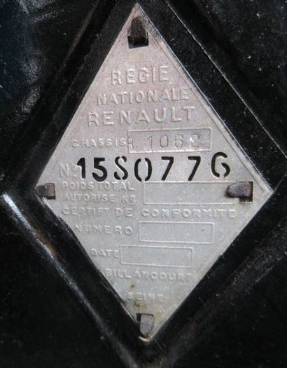 null 1951 RENAULT 4CV Décapotable Grand Luxe

Numéro de série : 1580776

Carte grise...