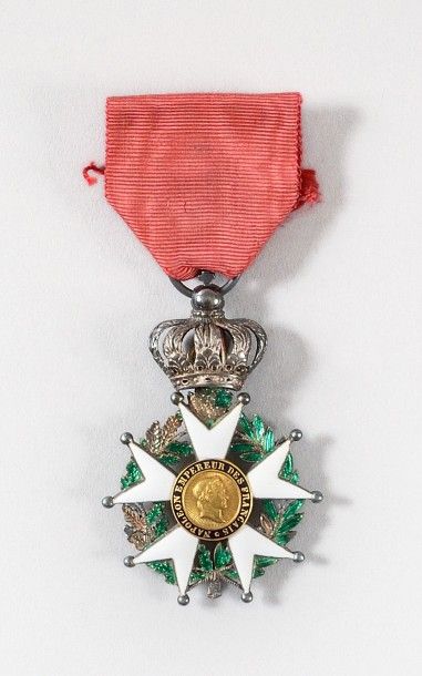 null France Ordre de la légion d'honneur, institué en 1802. Etoile de chevalier d’époque...