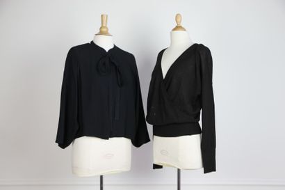 Sonia RYKIEL, ANONYME SONIA RYKIEL, ANONYME

VESTE en polyester noir. T .env.36....