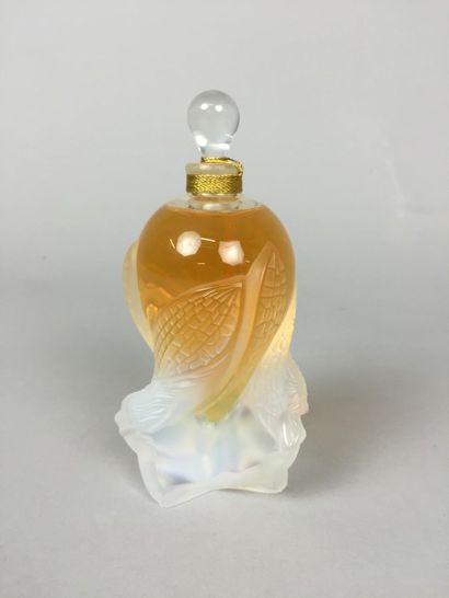 LALIQUE FLACON de parfum de collection "Les Elfes". Contenant extrait de parfums...
