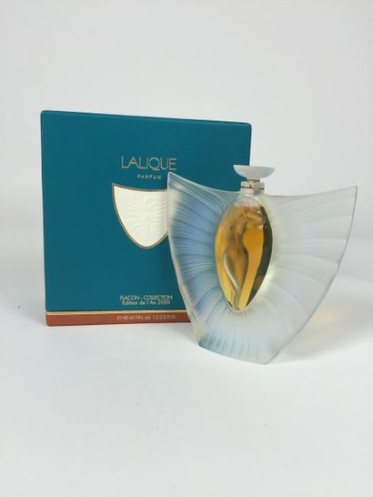 LALIQUE FLACON de parfum de collection « Sylphide » en cristal sculpté et mouluré,...