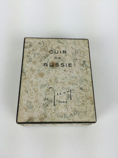 JUSSY FLACON de parfum "Cuir de Russie" en verre, bouchon en bakelite. Contenant...