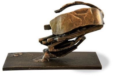ROBERT HELMAN (1910-1990) Oiseau, 1988 Sculpture-volume en bronze pâtiné Cachet de...