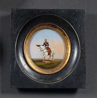null «L'Empereur Napoléon III à cheval».
Miniature fixée sous verre (traces d'humidité).
Cerclée...
