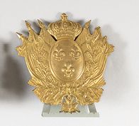 null Plaque de sabretache d’officier des hussards de la Garde Royale. En bronze doré,...