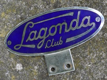 null "Badge Lagonda" "Lagonda Club" Badge émaillé bleu. Fabriqué en Angleterre par...