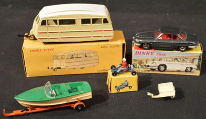 null "DINKY TOYS- Caravanne, Sport Boat et autre" Quatres miniatures au 1/43°. Healey...