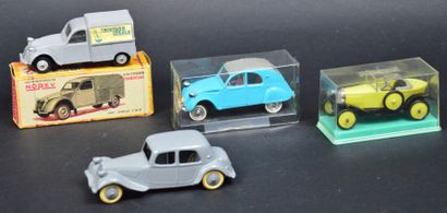 null " DINKY TOYS & NOREV - Citroën traction, 2 CV et 5 HP" Quatres miniatures au...