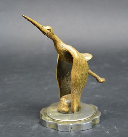 null Henri PAYEN XXème “Cigogne d’Alsace”

Mascotte signée H. Payen. Bronze, patine...