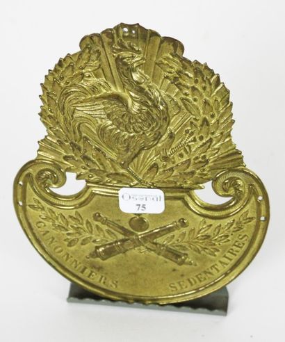 null Plaque de shako, modèle 1831, d'officier des cannoniers sédentaires en laiton...