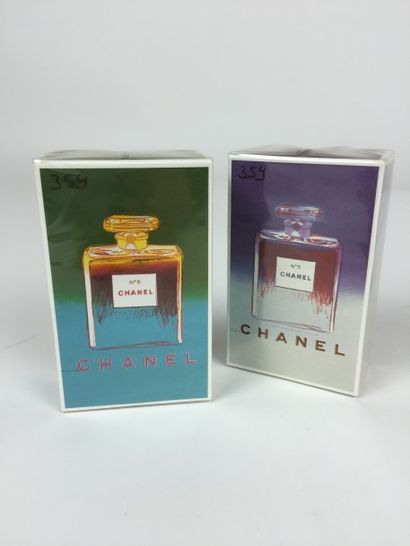 CHANEL LOT contenant 2 FLACONS d’eau de parfum « Chanel n°5 » de 50 ml.