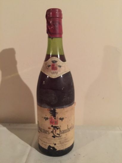 null 1 BLLE
CHARMES CHAMBERTIN (Armand Rousseau)
1978
Belle/dessus capsule oxydé...