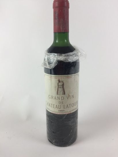 null 1 BLLE
Château LATOUR (Pauillac)
1964
Très belle bouchon tombant