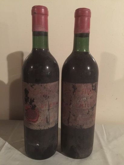 null 2 BLLE
Château FIGEAC (St Emilion GCC1)
1961
Très bons niveaux/ETA