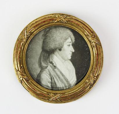 null ECOLE FRANCAISE vers 1790 Portrait d’une Dame de qualité en buste vers la gauche,...