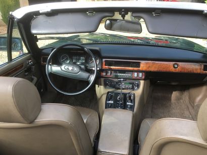 null 1987 JAGUAR XJS CABRIOLET
Châssis n° SAJJNVEV4HC135843
Carte grise française

Williams...