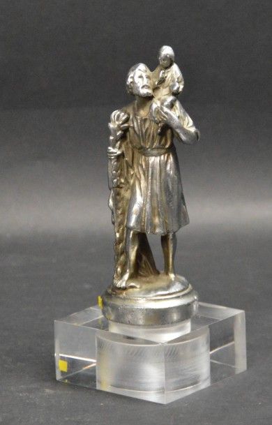 null " Saint- Christophe"

Mascotte marquée D.S.R. Bronze argenté.

H: 14 cm.