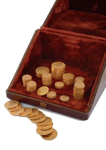 null Lot de 20 pièces en or jaune au profil d’Edouard VII de 1902 à 1910, 5 pièces...