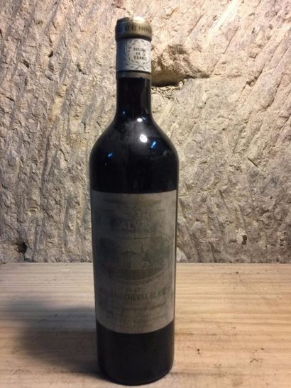 null 1 blle 1947 Château CHEVAL BLANC (St Emilion 1er GCC) mise Calvet belle