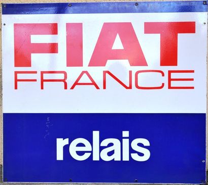 null "Fiat France" Plaque émaillée double face, "Fiat France, relais", Bon état....