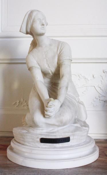 null Henri Michel CHAPU (1833-1891) Jeanne d'Arc Marbre non signé Haut : 50 cm (restaurations)...