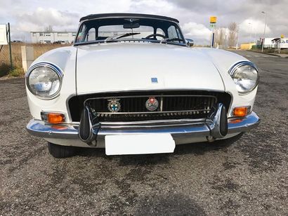 null 1972 MG B ROADSTER
Châssis n°GHN5239123G
Carte grise française

Cette ravissante...