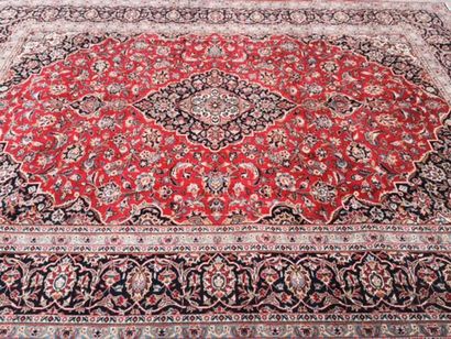 null Tapis KACHAN (Iran) vers 1980 Caracteristiques techniques : velours en laine...