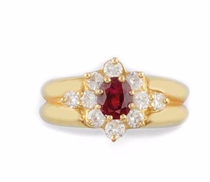 null BAGUE en or jaune, la monture double joncs retenant un rubis d'environ 1 carat...