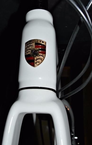  "Porsche Bike S" Vélo Porsche type "Bike S", gamme "Driver's selection" de Porsche...