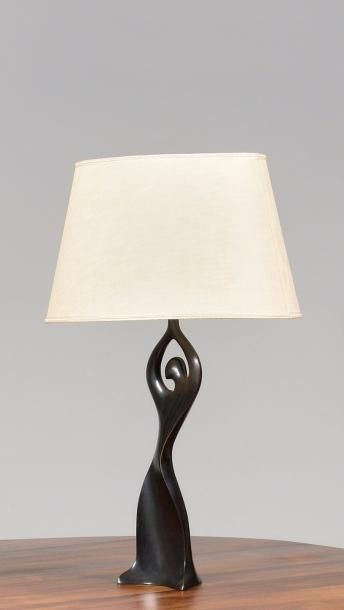 null RICCARDO SCARPA (1905-1999) «Gitane», vers 1956 Pied de lampe ajouré en bronze...