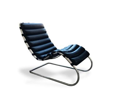 null LUDWIG MIES VAN DER ROHE (1886-1969) KNOLL INTERN ATIONAL Edition «MR», modèle...