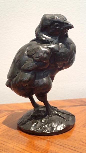 null Charles VIRION (1865-1946) Poussin Bronze à patine verte Haut : 15 cm