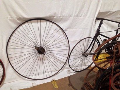 null 14 vélos plus Pieces de 1898 à 1950. 