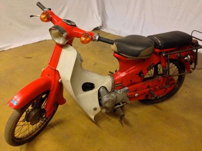 null Honda C60. Numéro 015385. Le plus vendus au monde mais assez rare en 50cc et...