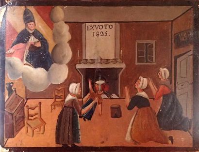  EX VOTO 1825 Gouache sur carton. Dans une cuisine, une femme tient un enfant qui...