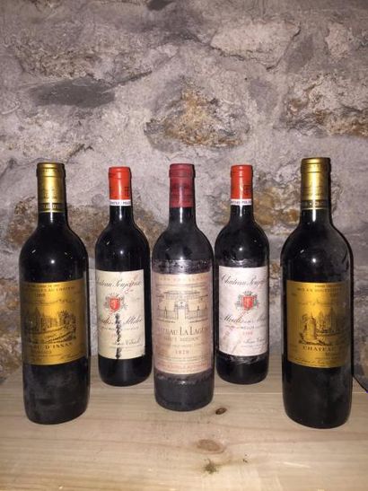 null 1 Blle Château POUJEAUX (Moulis) 1990 - Bon niveau/EA 2 Blle Château ISSAN (Margaux)...