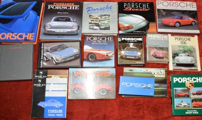 null "Livres -Porsche"

Collection de 34 livres consacrés à la marque, de la 356...