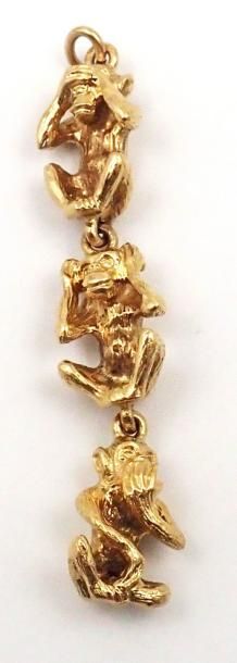 null PENDENTIF en or jaune stylisant les 3 singes de la sagesse asiatique, "ne pas...