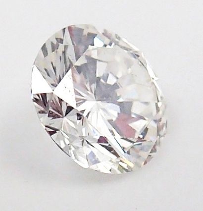 null DIAMANT Sur papier accompagné de son certificat attestant 1,09 carat. Estimé...