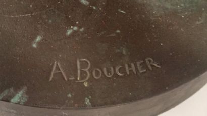 null Alfred BOUCHER (1850-1934) La Faneuse Bronze patiné Signé sur la terrasse Haut...