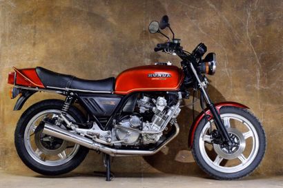 null 1979 

Honda

Type CBX 1000

N° CB12000297 

A immatriculer en collection -...