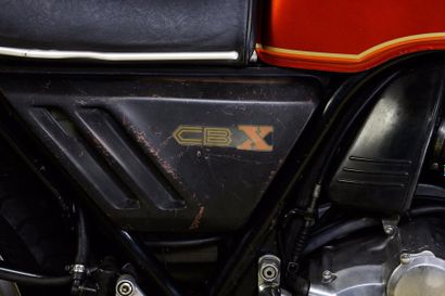null 1979 

Honda

Type CBX 1000

N° CB12000297 

A immatriculer en collection -...
