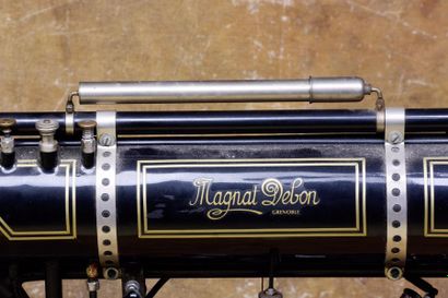 null 1913 

Magnat Debon

type 400 CC

N°1667 - Puissance : 4 HP

Carte grise de...