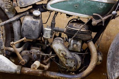 null 1938 

Terrot type HLG

Cadre n° 195707 - Moteur 350 cc

A immatriculer en collection...
