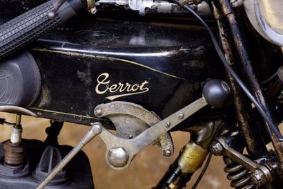 null 1927 

Terrot

type HSC 350

Cadre n° SC060156 - Moteur 350cc

A immatriculer...