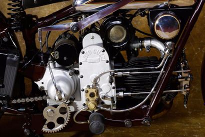 null 1934 

Moto Guzzi 500 2vt

500 cc - Titre de circulation italien.

N° cadre...