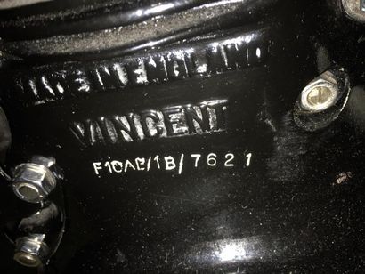  1951 
Vincent 
Type 1 000 Black Shadow 
Rare Série C - Cadre n° RC 9521 B/C 
Moteur...