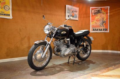 null 1979 

Vincent type 500 Comet 

Cadre n° N122Y5523

 « Black Cat »

Carte grise...