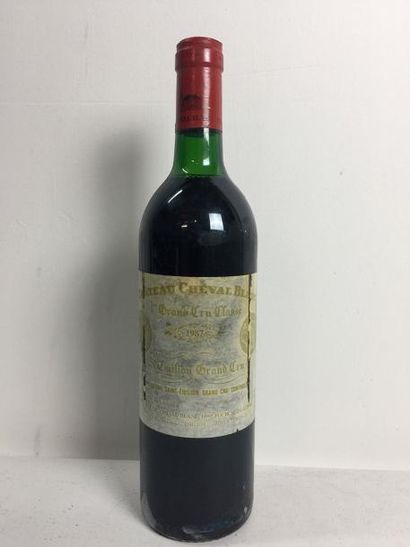 null 1 Blle Château CHEVAL BLANC (St Emilion 1er GCC) 1987 - Bon niveau/Etiquette...