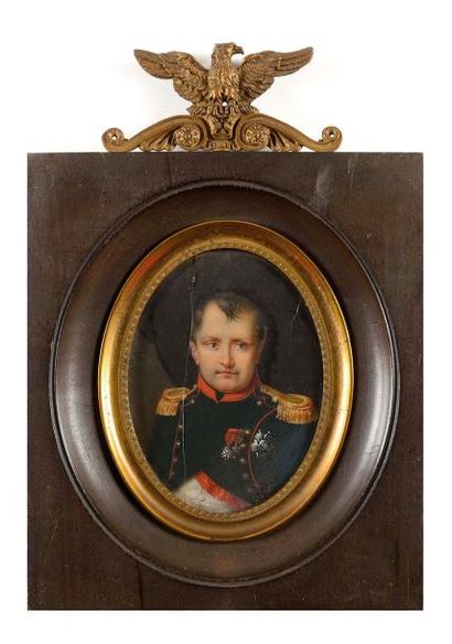 null Jean Désiré MUNERET , attribué à. L’Empereur Napoléon Ier en uniforme des chasseurs...
